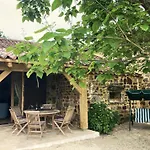 Maison Mayne Haute 度假居